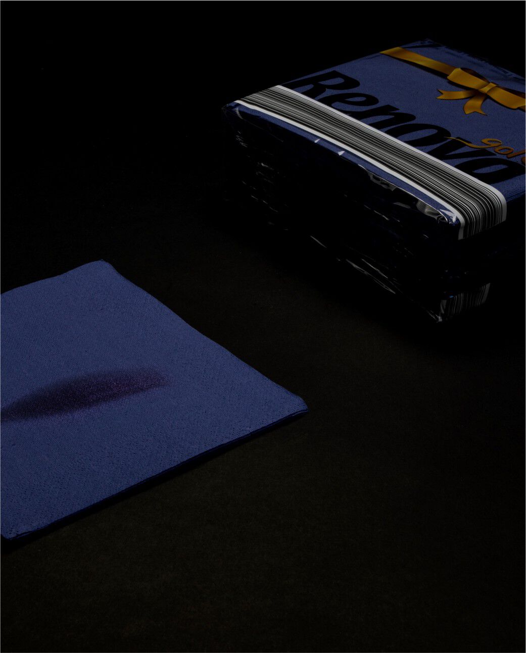 Gold Blue Table Napkins x30