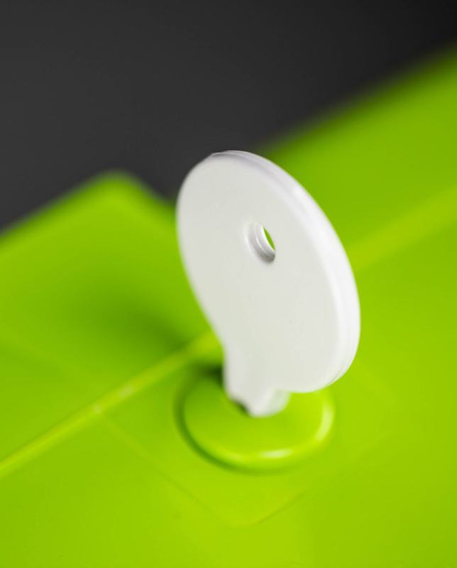 Green Folded Towels Dispenser Green Folded Towels Dispenser