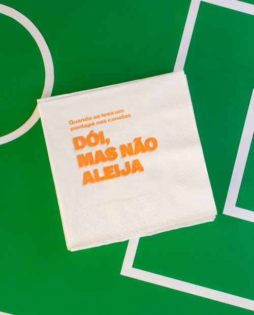 Serviettes Renova MEMES du Football