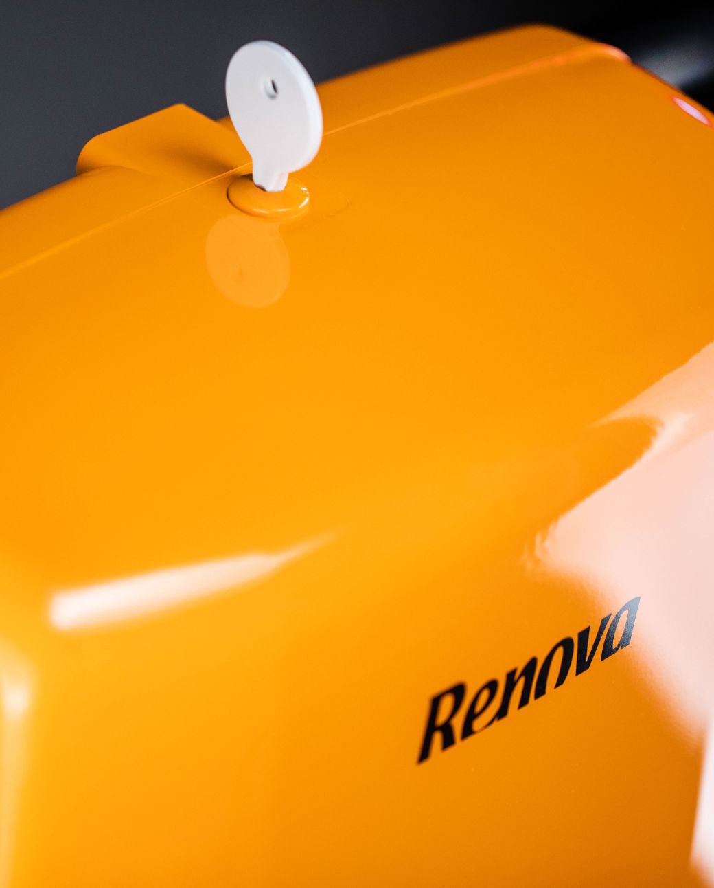 Suporte Toalhas de M&atilde;o Laranja